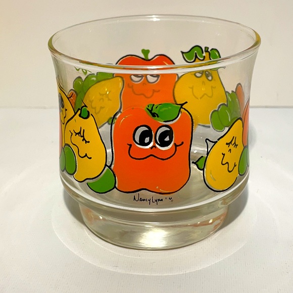 Set of 5 Vintage 1970's Glasses! Happy Fruit! Anchor Hocking art by Nancy Lynn! - Picture 2 of 6